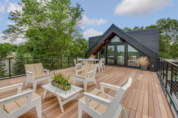 Deck Construction in Staten Island