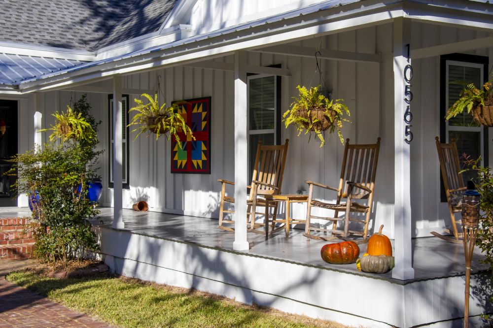 Cost of Front Porch Construction in Staten Island