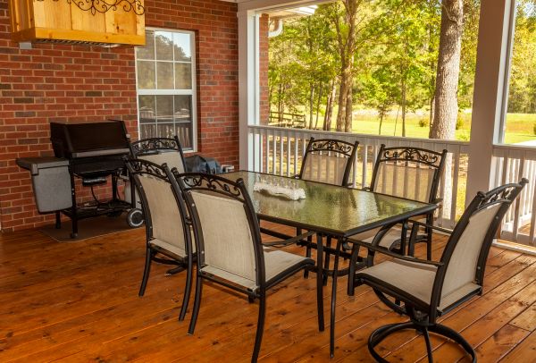 Cost of Residential Deck Installation in Staten Island