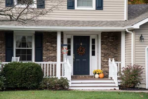Cost of Front Deck Construction in Staten Island